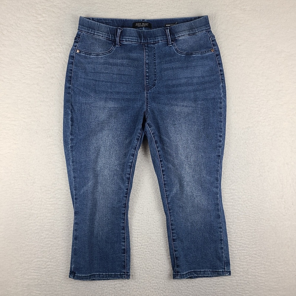 Judy Blue Classic Mid Blue Cropped Ankle Jeans